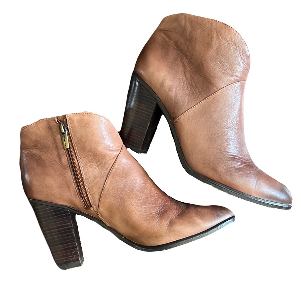 Vince Camuto Women's Franell Leather Heeled Ankle Boots/Bootie Brown Size 10M